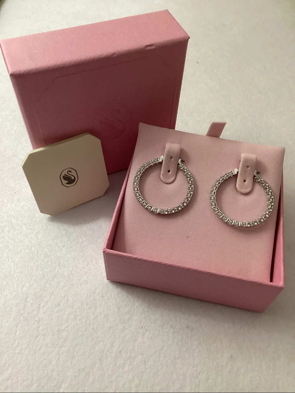Swarovski sparkling silver